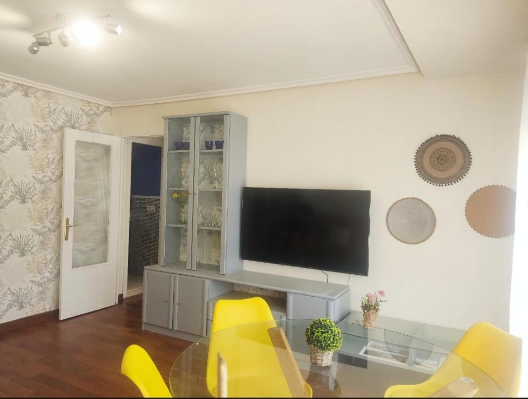 Apartamento Centrico Con Wifi Aviles Bagian luar foto